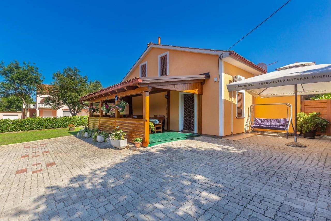 Sveti Anton  Apartment Jadranka المظهر الخارجي الصورة